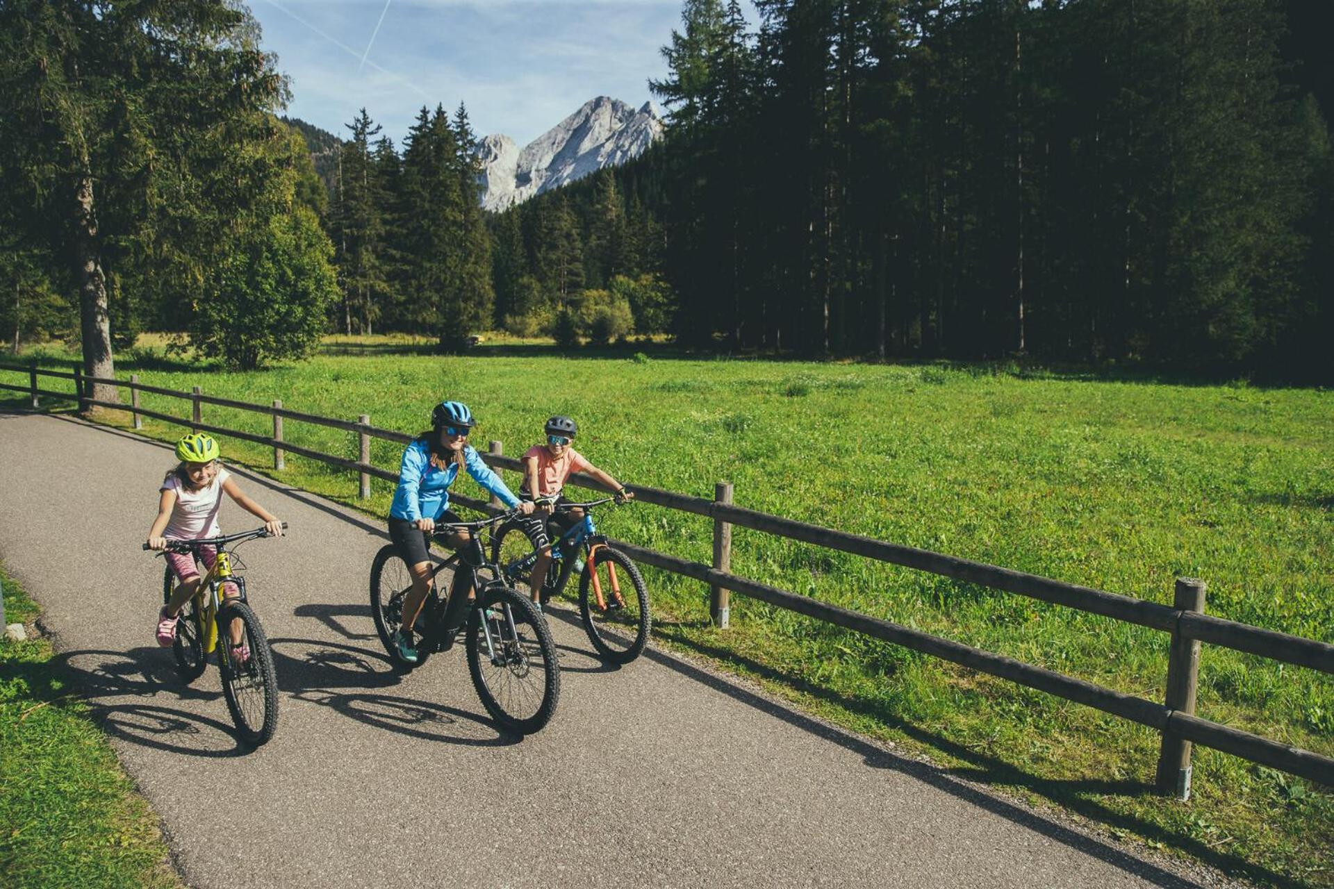 Appartamenti Cesa Col De Pin Canazei Exterior foto